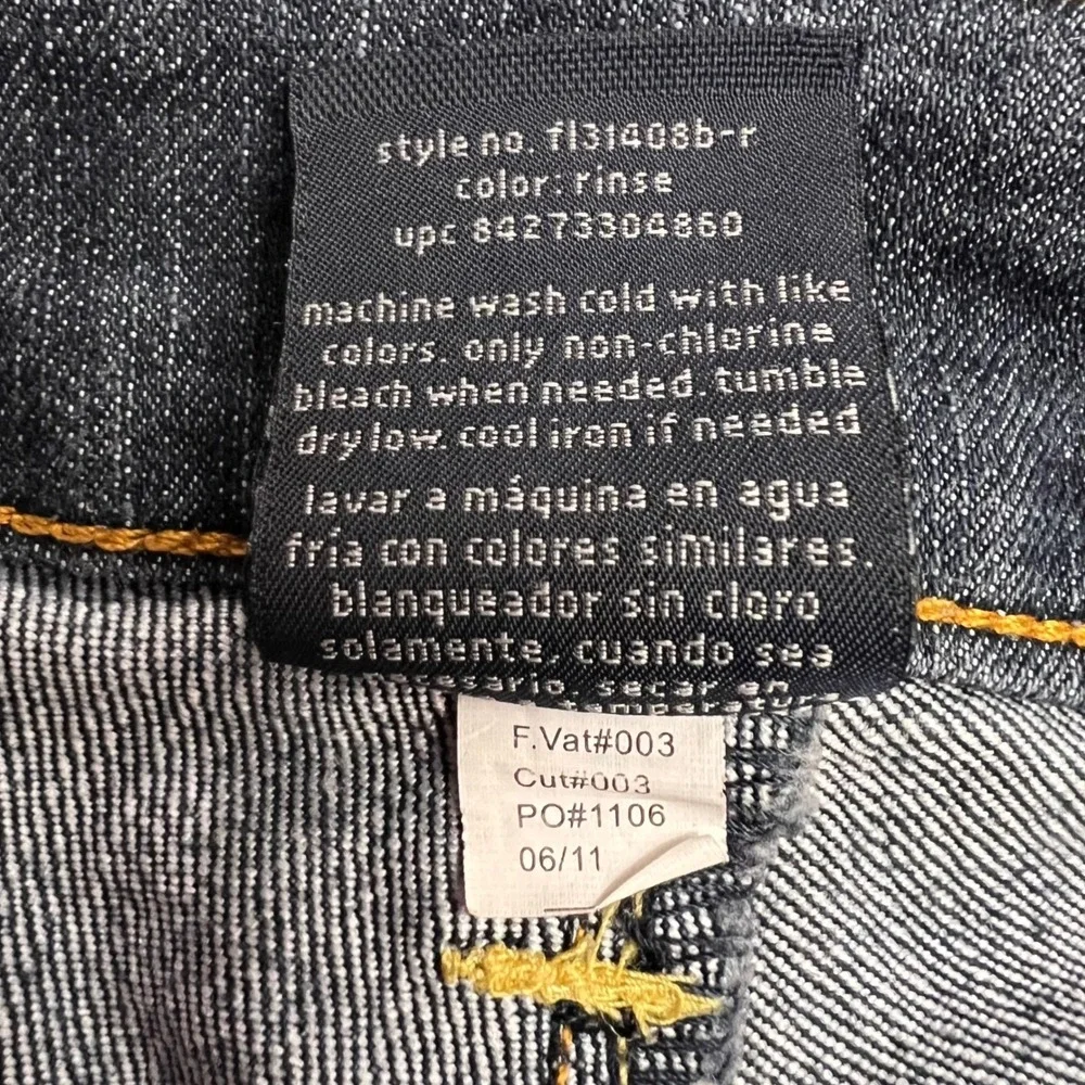 Faded Glory Womens Jeans Size 8‎ Dark Wash Straight Leg Cotton Blend Cropped